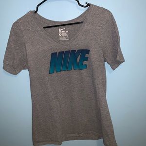 Nike T-shirt